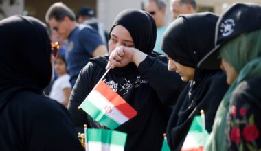 Over a hundred show for Dallas antiwar protest U.S., Israeli attacks on Iran Sunday