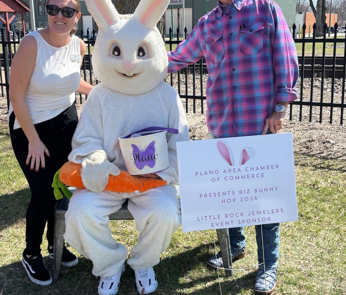 Around 500 people turn out for the Biz Bunny Hop hosted by the Plano Chamber of Commerce – Shaw Local