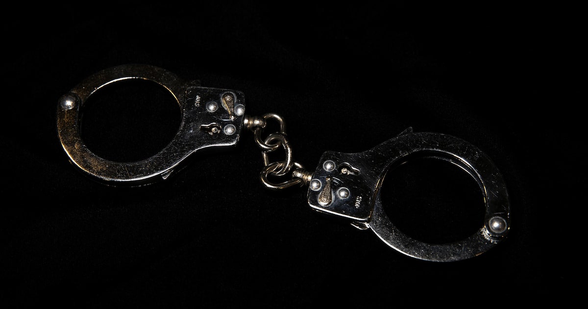 Man accused of posing as attorney to scam jail inmates’ families, officials say