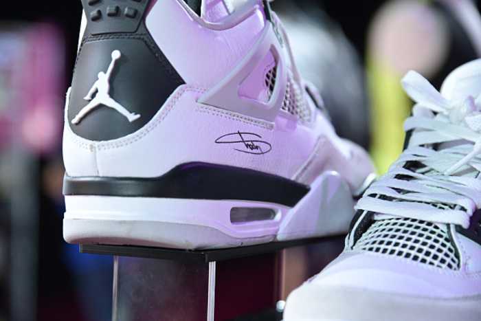 Houston woman tosses $6K in roommate’s shoes in payback dispute