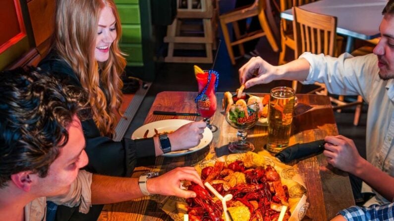 Seafood Restaurants Round Rock - Razzoo's Cajun Cafe