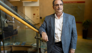 Dr. Larry Schlesinger takes issue with nation's new vaccine policy