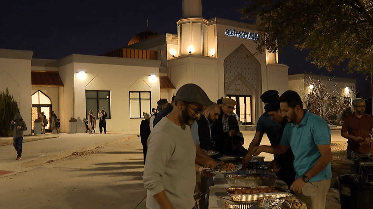 Dallas Ahmadiyya Muslim Community hosts Interfaith Iftar Dinner – NBC 5 Dallas-Fort Worth