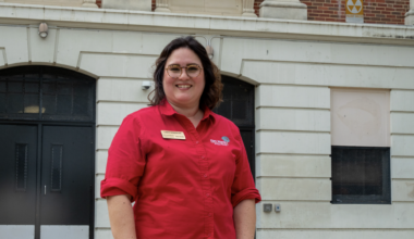 Teacher of the week: Fort Worth ISD Polytechnic High School's Lindy Gonzales