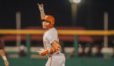 No. 2 Texas stomps Texas State in San Marcos, 15-4