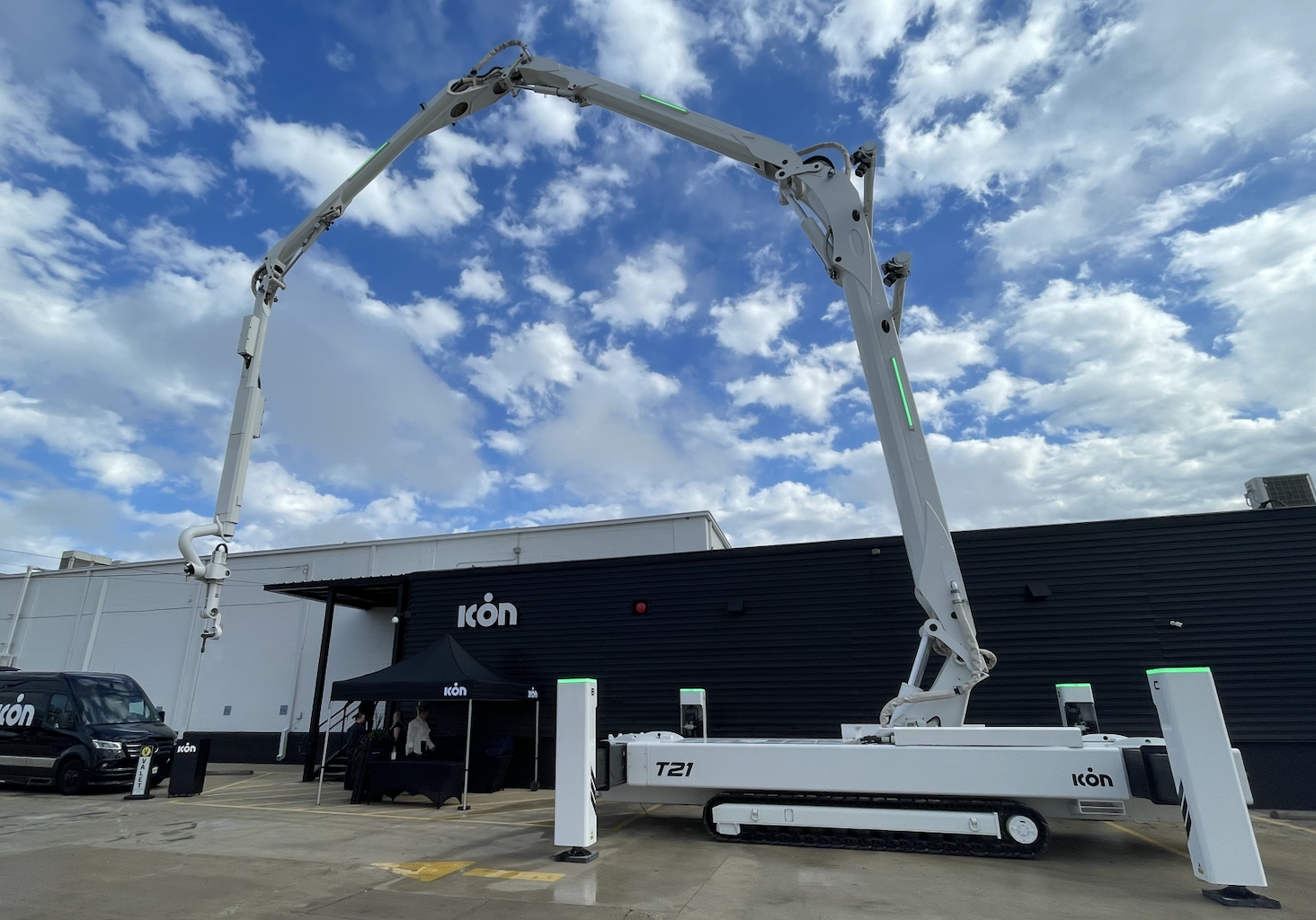 Climate-Conscious Texans Are Buying 3D-Printed Homes. Commercial Developers Are Next. 