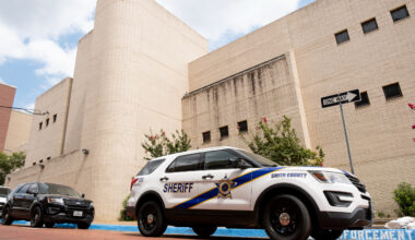 Texas jails’ failure to free inmates on time costing counties