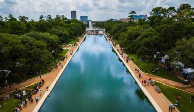 The Essential Guide to Houston, Texas