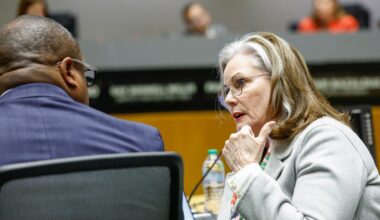 Emails reveal unseen maneuvering as Dallas debates City Hall’s future, business strategy