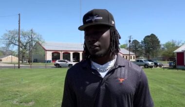 Cowboys’ Overshown helps bring new community splash pad to Arp