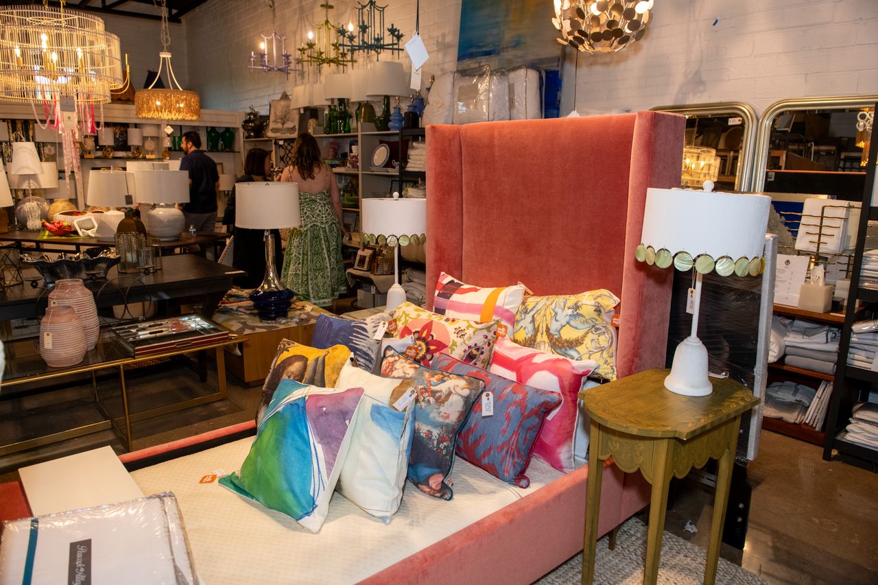 The STUDIO benefits Dwell with Dignity