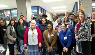 Atmos Energy visits Bean Elementary for reading event