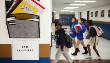 Judge extends Texas school voucher application deadline after lawsuit over exclusion of Islamic schools