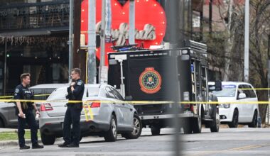 Witness video shows moments leading to officers shooting, killing gunman in Austin attack