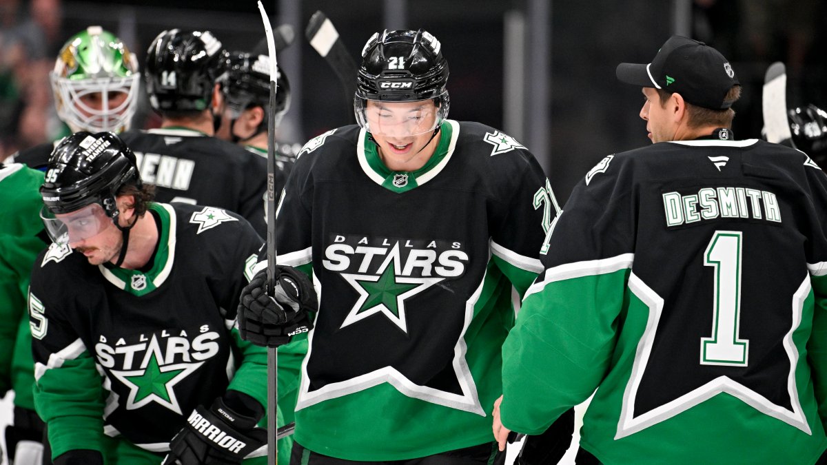 Stars beat Predators in OT as Jason Robertson caps 8th straight win – NBC 5 Dallas-Fort Worth