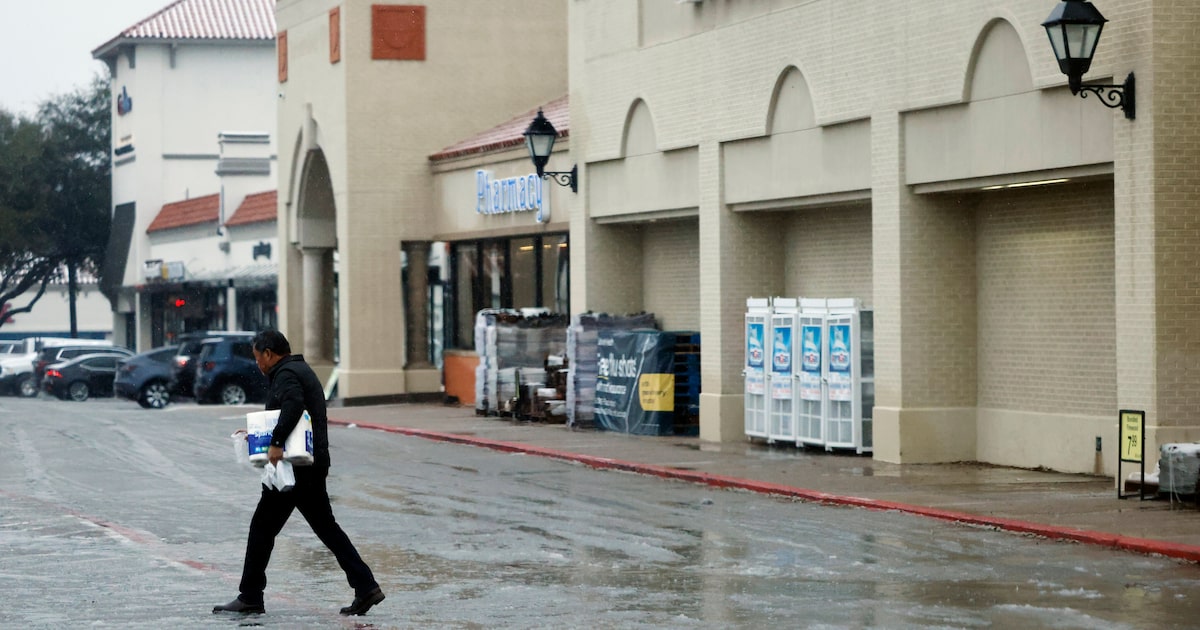 Grocer Albertsons closing two stores in North Texas