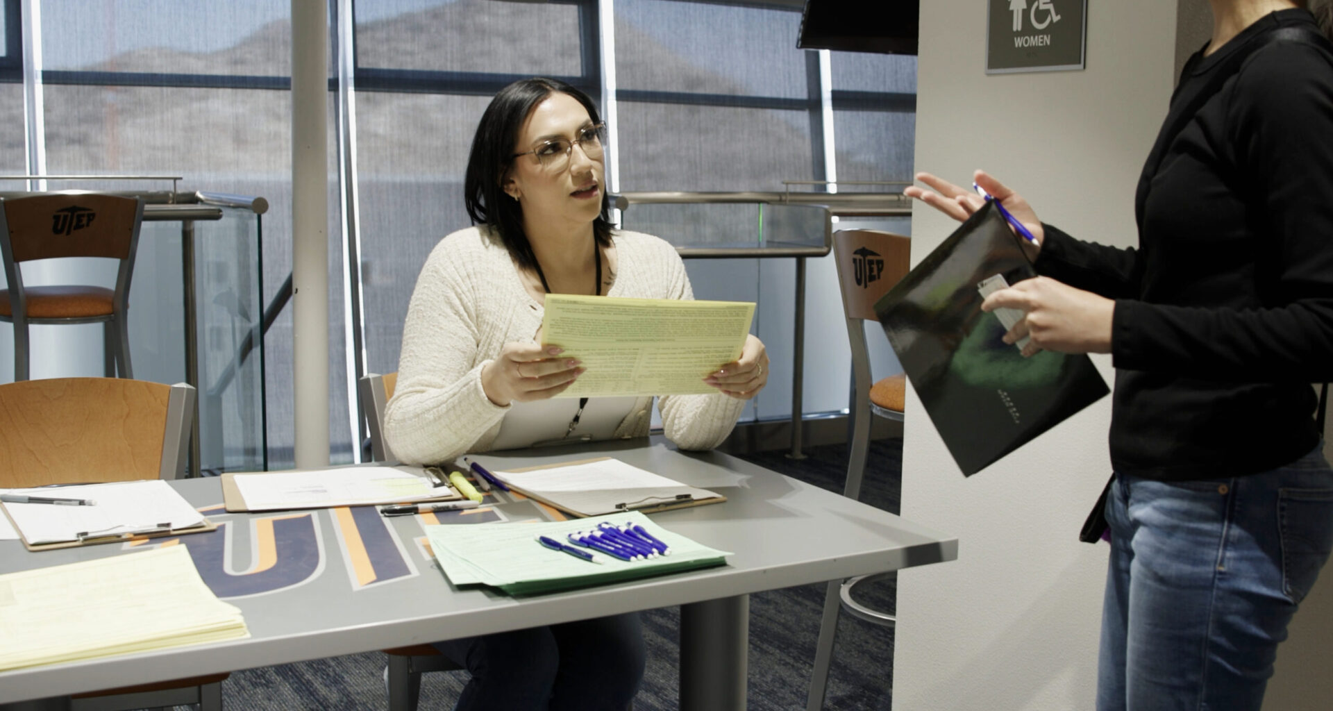 UTEP students provides free tax preparation