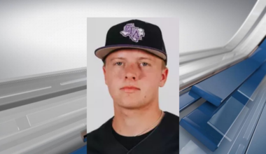 Nacogdoches’ Reid Bowyer earns 2nd win for SFA