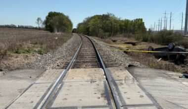 Driver killed after SUV collides with train in southern Dallas County
