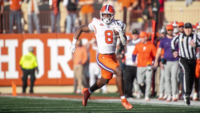 Clemson running back to visit Texans