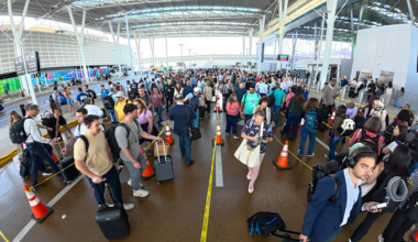 Former TSA administrator warns TSA staffing crisis could pose security risks