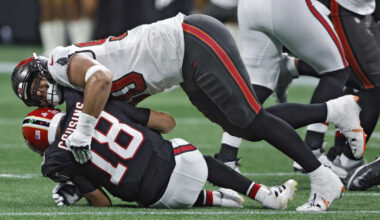 Texans signing former Buccaneers, UH standout Logan Hall to two-year, $7 million deal