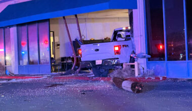 1 dead, 2 injured after shooting on SW Military Drive, SAPD says