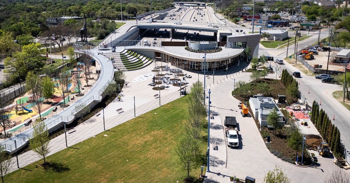 New southern Dallas deck park set for May opening celebration in Oak Cliff