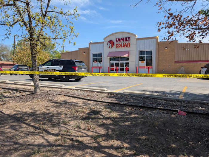 1 hospitalized after shooting outside Family Dollar on West Side, SAPD says