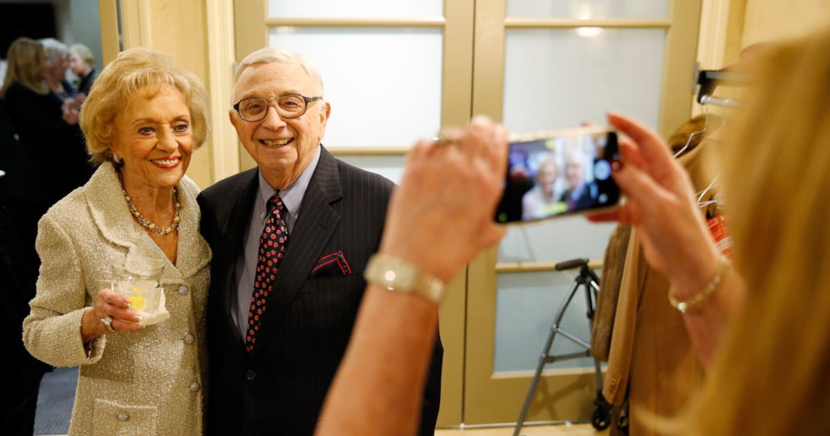 Julius ‘Red’ Coleman, a Dallas ‘Liquor Giant,’ dies at 102