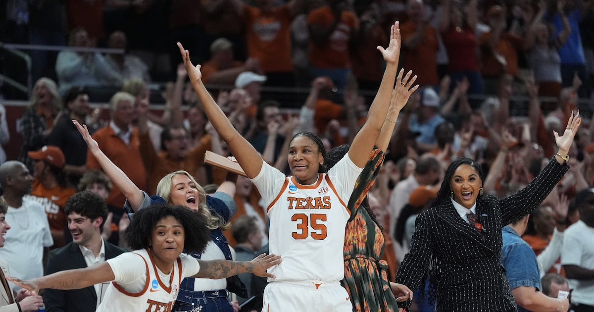 Madison Booker posts career-high 40 points to propel Texas past Oregon, into Sweet 16