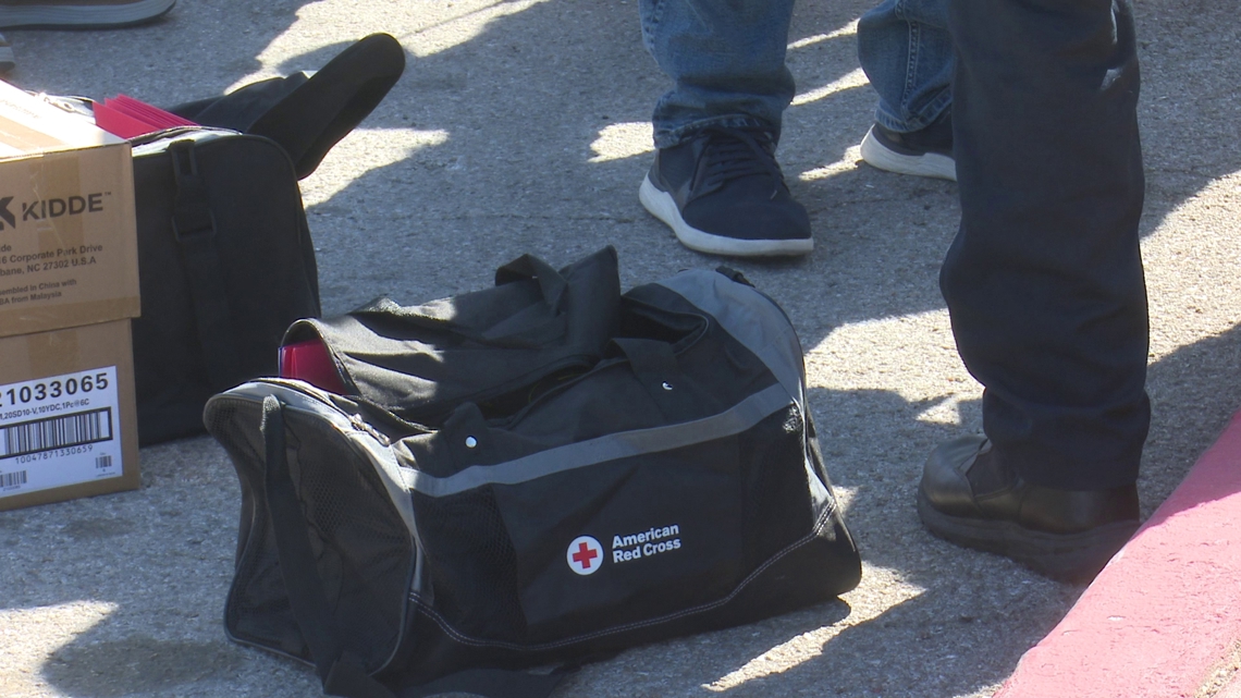 Austin firefighters, Red Cross install smoke alarms in high-risk neighborhood