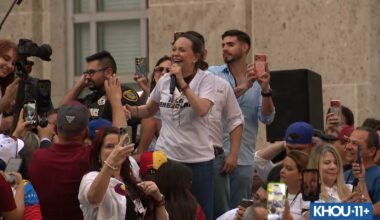 Venezuelan opposition leader rallies Houston crowd with message of freedom after pitching oil privatization plan