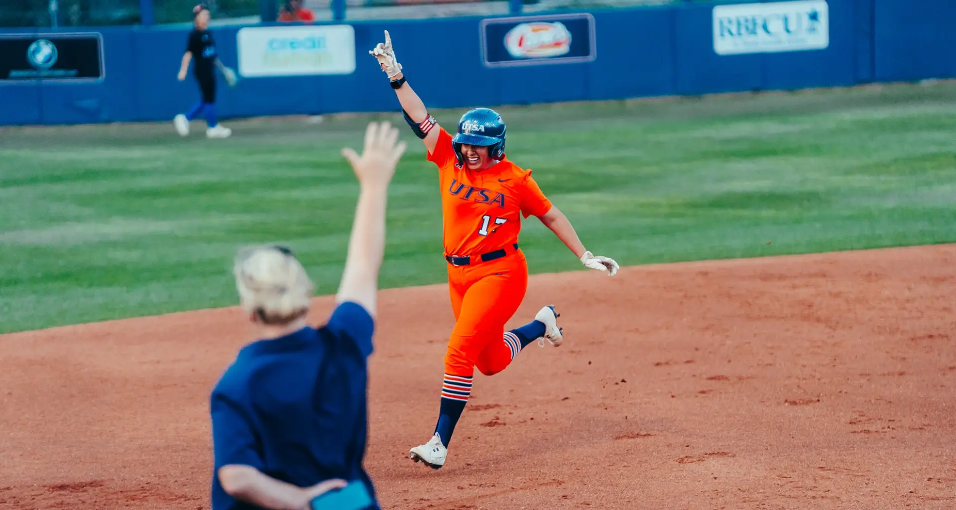 UTSA takes down TAMUCC, 12-5