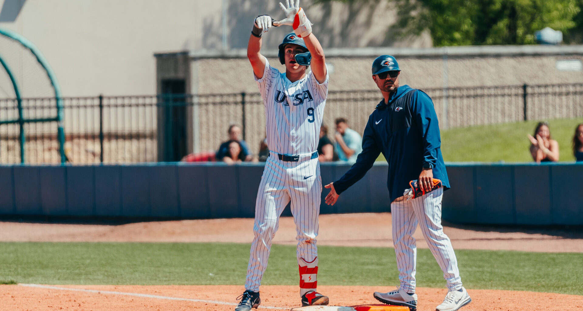 ‘Runners Hit the Road Once Again at Houston Christian - UTSA Athletics