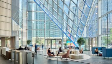 Law firm to move HQ to Houston's tallest tower