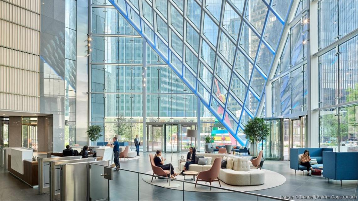 Law firm to move HQ to Houston's tallest tower