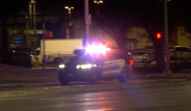 Man detained after displaying knife at San Antonio airport rental car facility, officials say