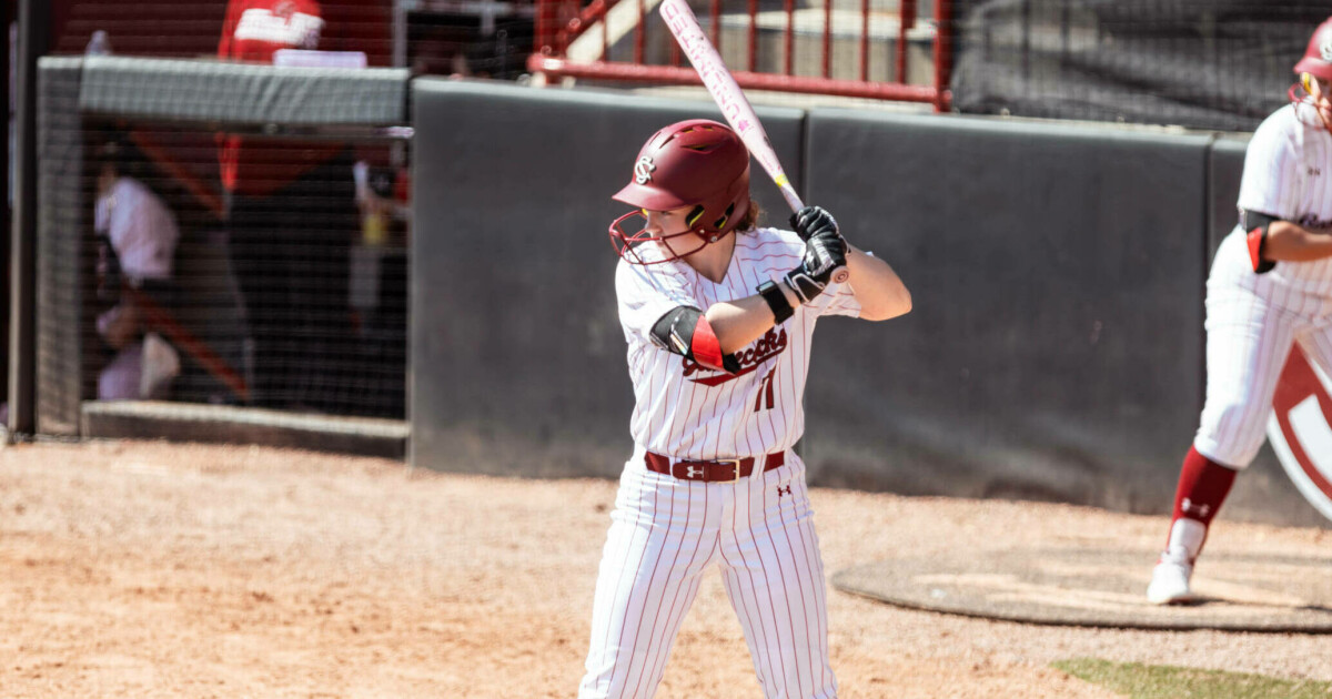 Byars Homers but No. 23 Gamecocks Drop Series Finale to No. 3 Texas – University of South Carolina Athletics