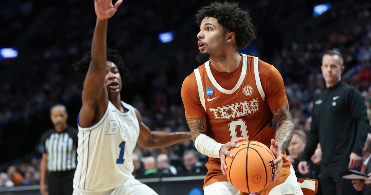 Texas upsets BYU behind Vokietaitis' big night, advances in NCAA Tournament