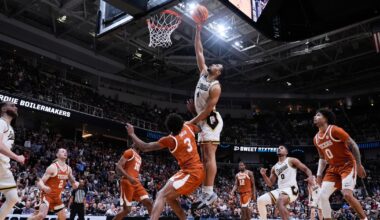 Kaufman-Renn's last-second tip lifts No. 2 Purdue over injured Texas 79-77 in Sweet 16