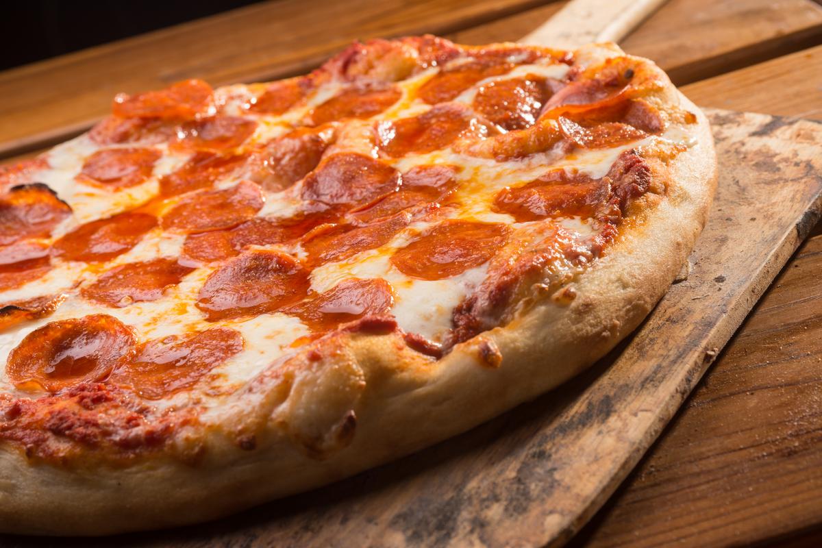 This Iconic Pizza Spot Still Lives in El Paso Memories