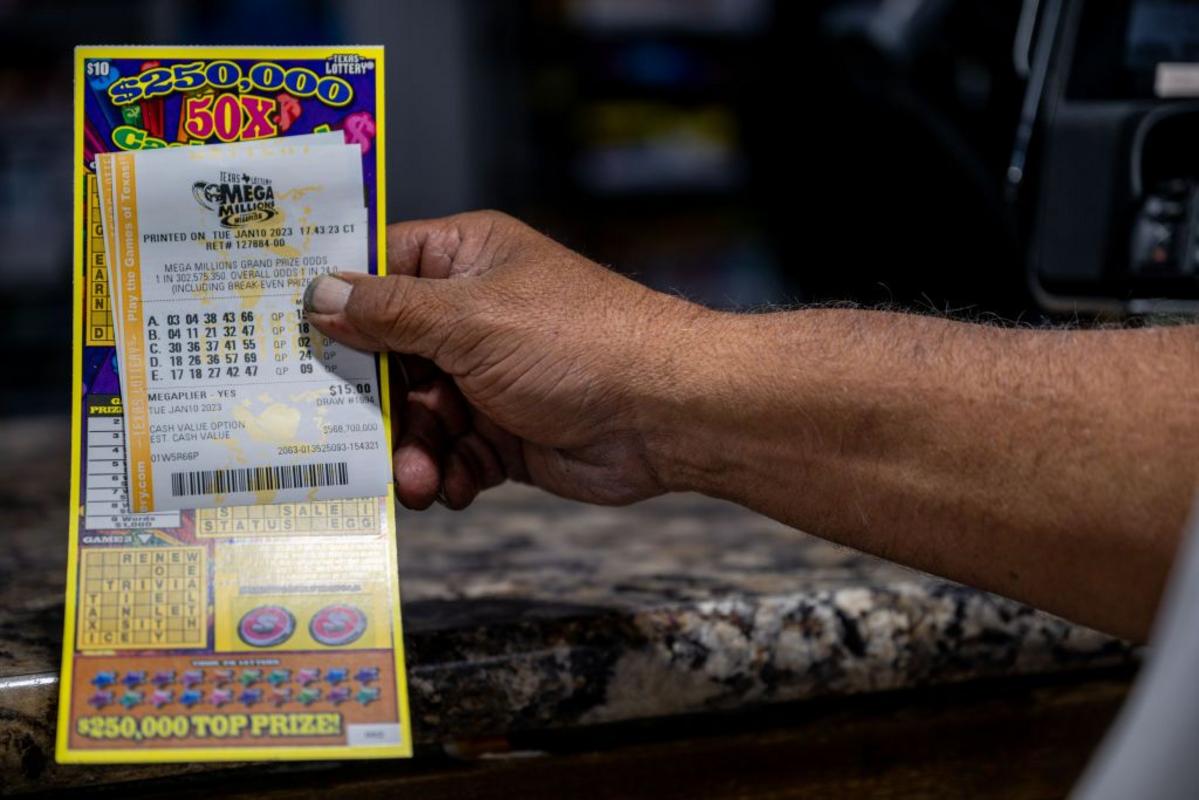 Texan Wins $1 Million Playing Powerball and the Texas Lottery