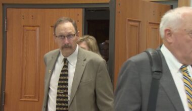 3 Things to Know: Johnson County Sheriff indicted, Pollen cloud in Iowa, and Dallas Zoo lanterns