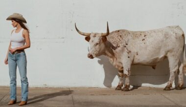 Kacey Musgraves returns with East Texas influenced album featuring Willie Nelson, Miranda Lambert