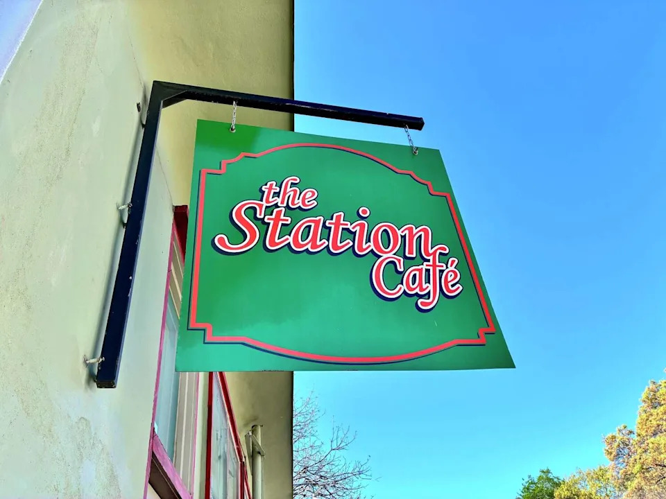 The adjoining Station Cafe just next door will remain open for pizza, sandwiches and more. (Emma Weidmann/MySA)