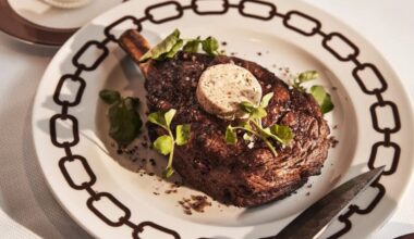 14 Best Steakhouses in Fort Worth — Where to Find the Choicest Cuts of Beef in Cowtown