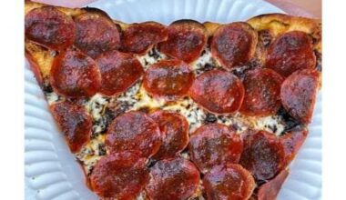 Pizzeria with extreme pizzas opens in North Richland Hills