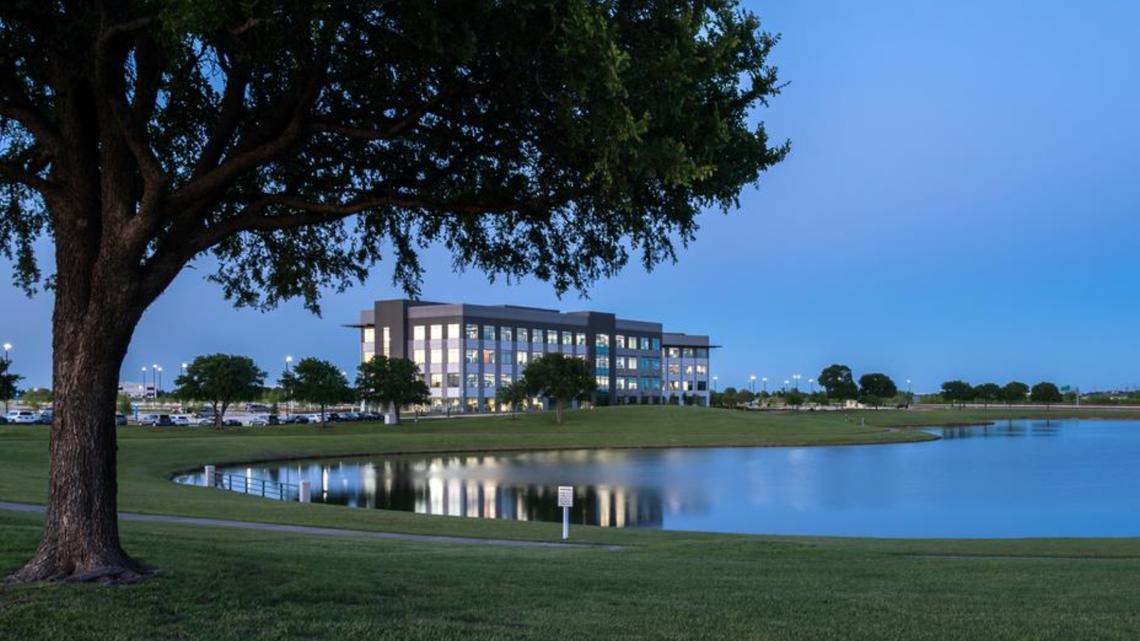 Mercedes-Benz to hire 120 people for financial services HQ in Fort Worth, company says