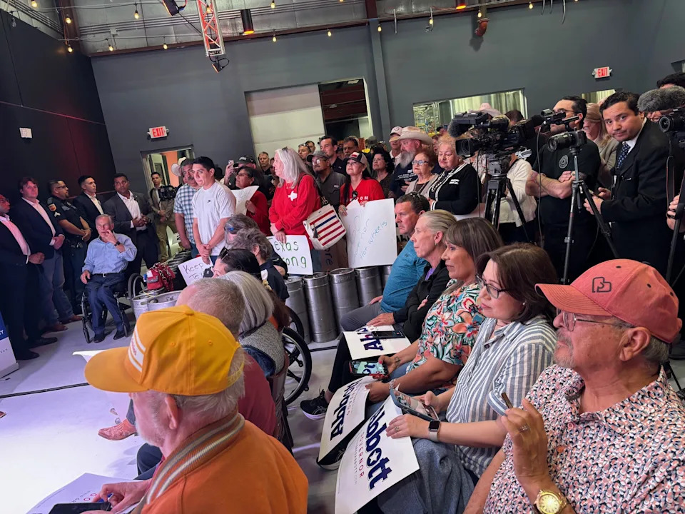 Texas Gov. Greg Abbott made a campaign stop in El Paso at the DeadBeach Brewery located at 3200 Durazno Ave. on Thursday, Feb. 26.